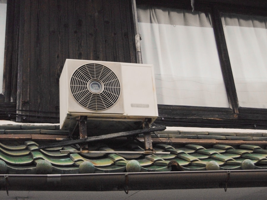 Photo Air conditioning maintenance
